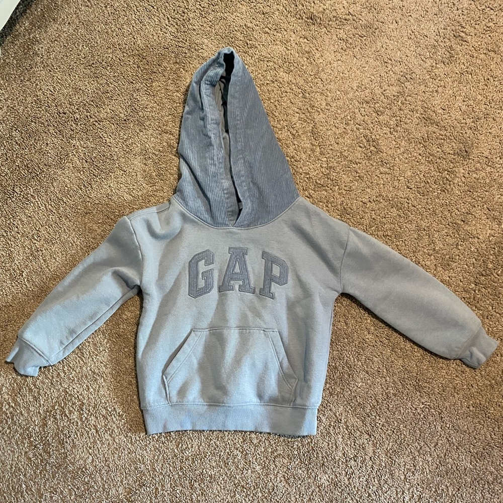 Gap sweatshirt